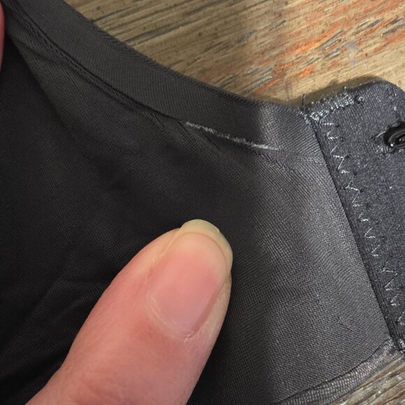 Skims Smoothing Intimates UNLINED MINIMIZER BRA NWT Black 36C - Picture 11 of 13